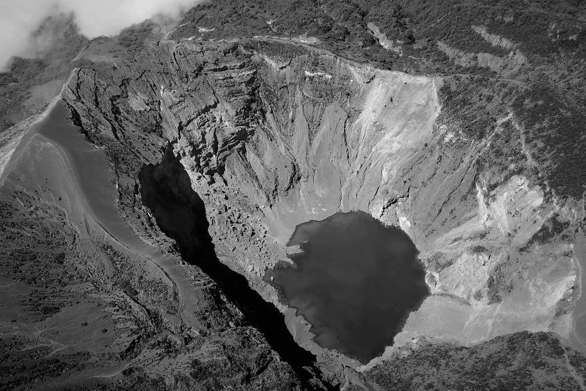 월명동 분화구 지형 조감도 1 - 개발 가능한 명당 지형